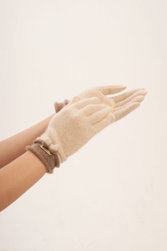Купить Перчатки бежевые с бантиком из 100% кашемира 