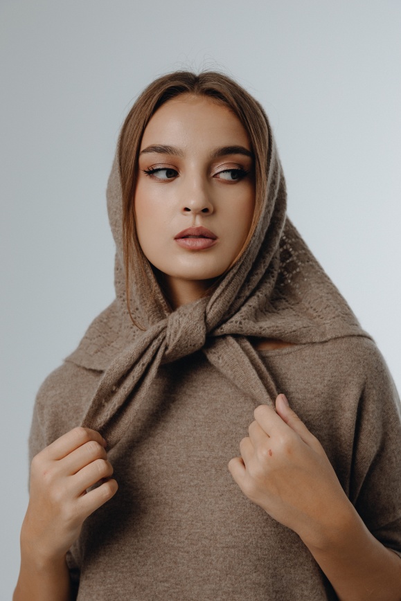 Купить Косынка цвета капучино из 100% кашемира 