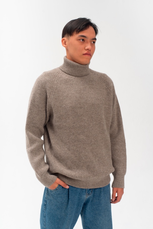 Купить Свитер серый с горлом из 100% шерсти яка 