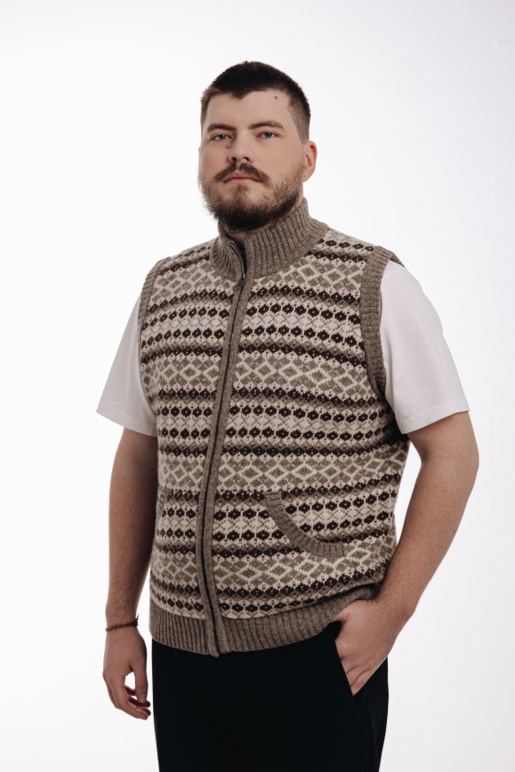 Купить Жилет серый из 100% шерсти яка 