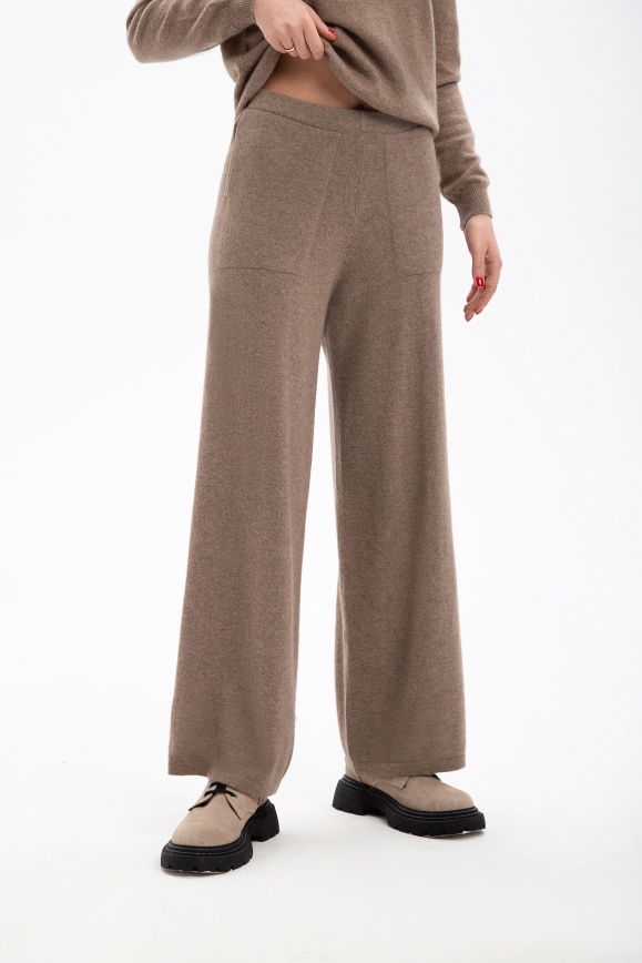 Купить Брюки из 100% кашемира цвета капучино 