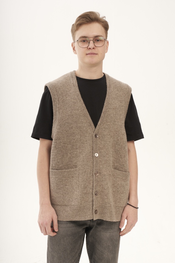 Купить Жилет серый на пуговицах из 100% шерсти яка 
