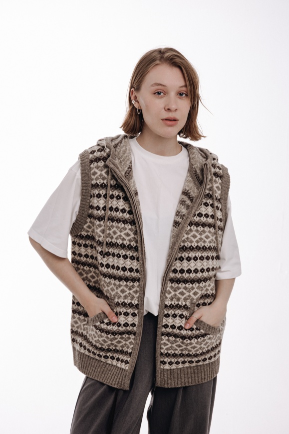 Купить Жилет с капюшоном серый из 100% шерсти яка 