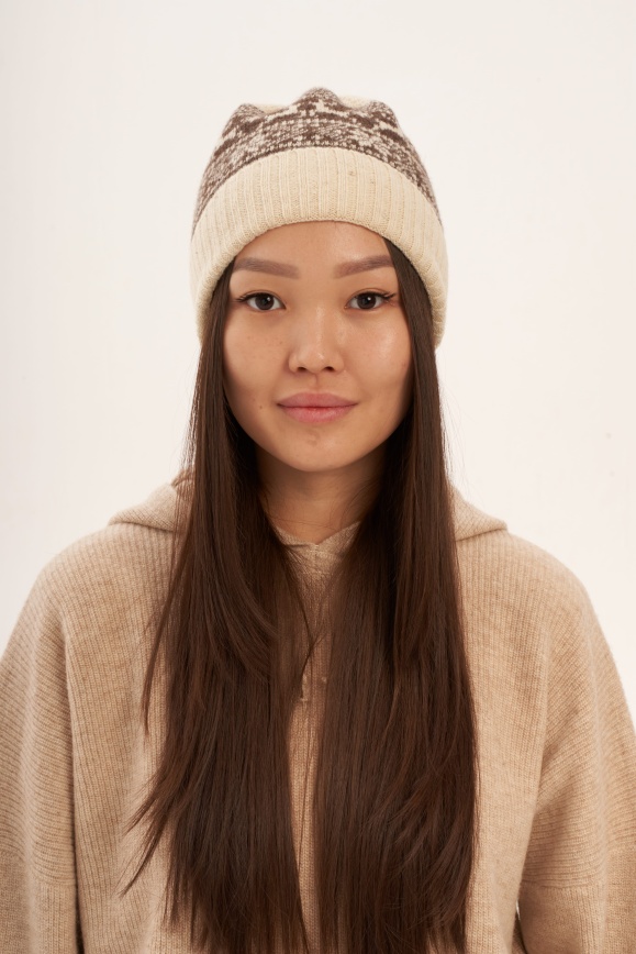 Купить Шапка с узором белая из 100% шерсти верблюда  Купить Шапка с узором белая из 100% шерсти верблюда