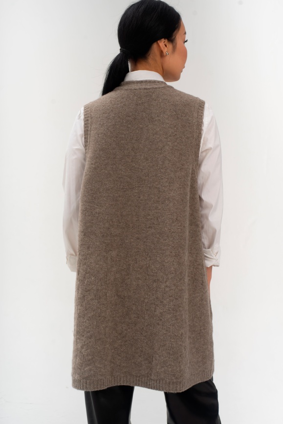 Купить Безрукавка удлиненная цвета капучино из 100% шерсти яка 
