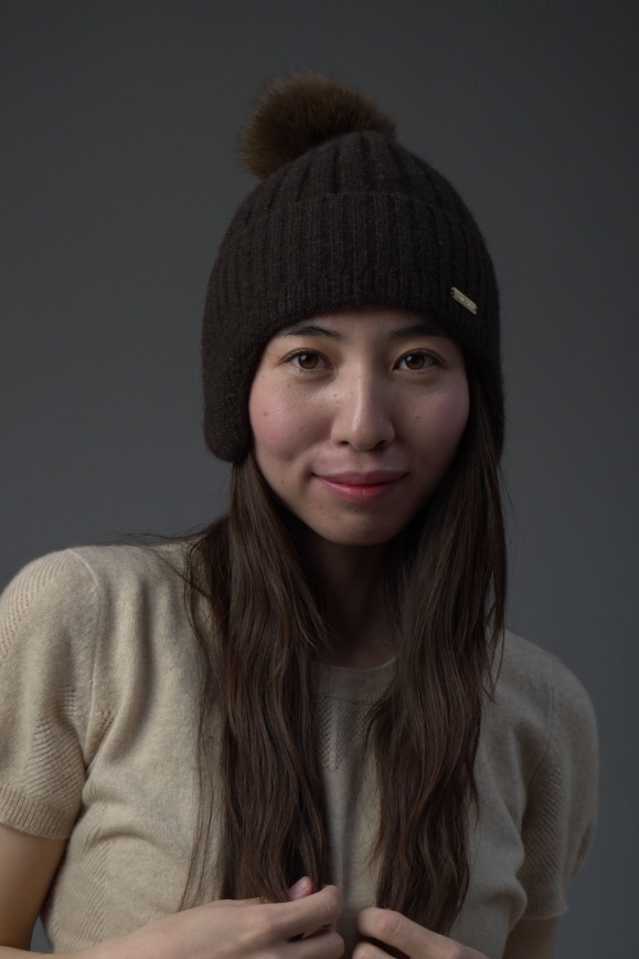 Купить Шапка с пумпоном из 100% пуха яка коричневая 