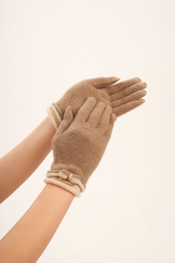 Купить Перчатки цвета капучино с бантиком из 100% кашемира 